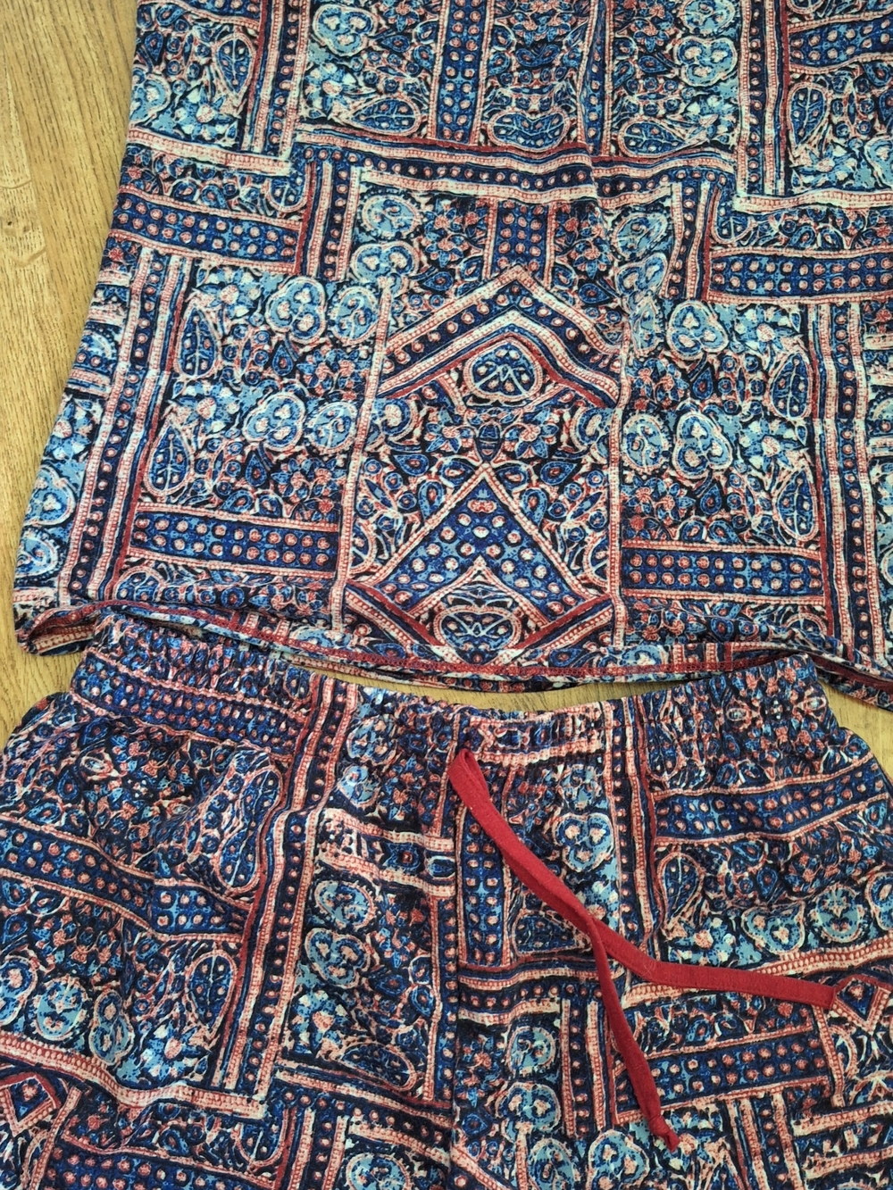 Bobbie Brooks Navy & Coral Patterned Pull-On Athletic Shorts